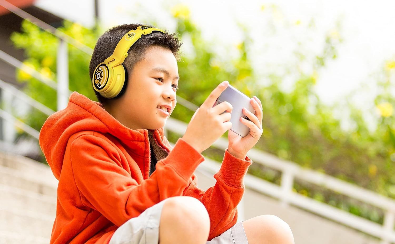 Minions Kids Bluetooth Wireless Headphones with Microphone, Includes Aux Cord, Volume Reduced, Foldable, Yellow, over Ear, Unisex, 3.5Mm Jack, 18H Playtime, 1 Year Warranty - Vibe Tribe